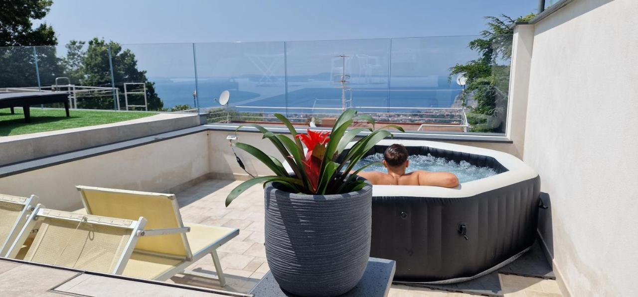 En Suite Bedroom Blue Moon Piano di Sorrento Exterior foto