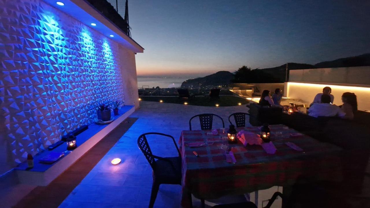 En Suite Bedroom Blue Moon Piano di Sorrento Exterior foto
